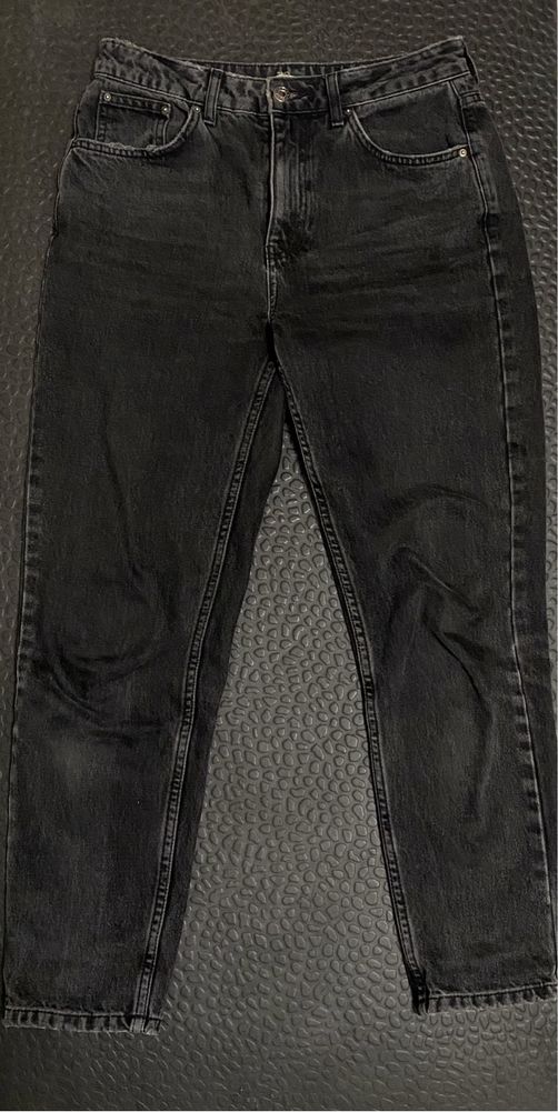 Spodnie jeansy Mom Topshop M W28 L30 sprany czarny