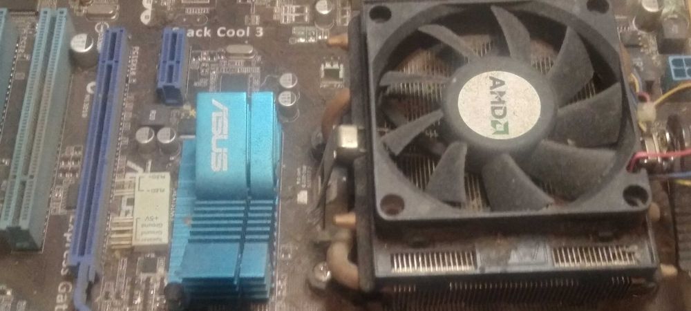 Продам комплект: мат. плата +процесор + материнка + ОЗП