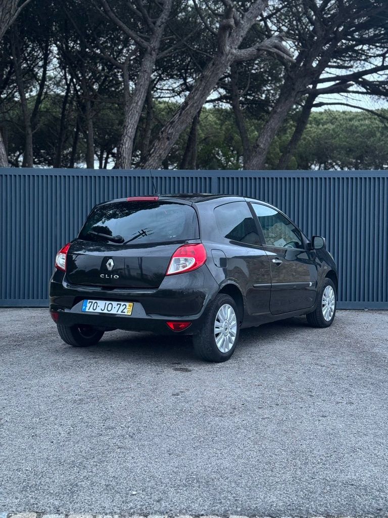 Renault Clio 1.2 Gasolina De 2010