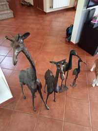 Girafas em metal