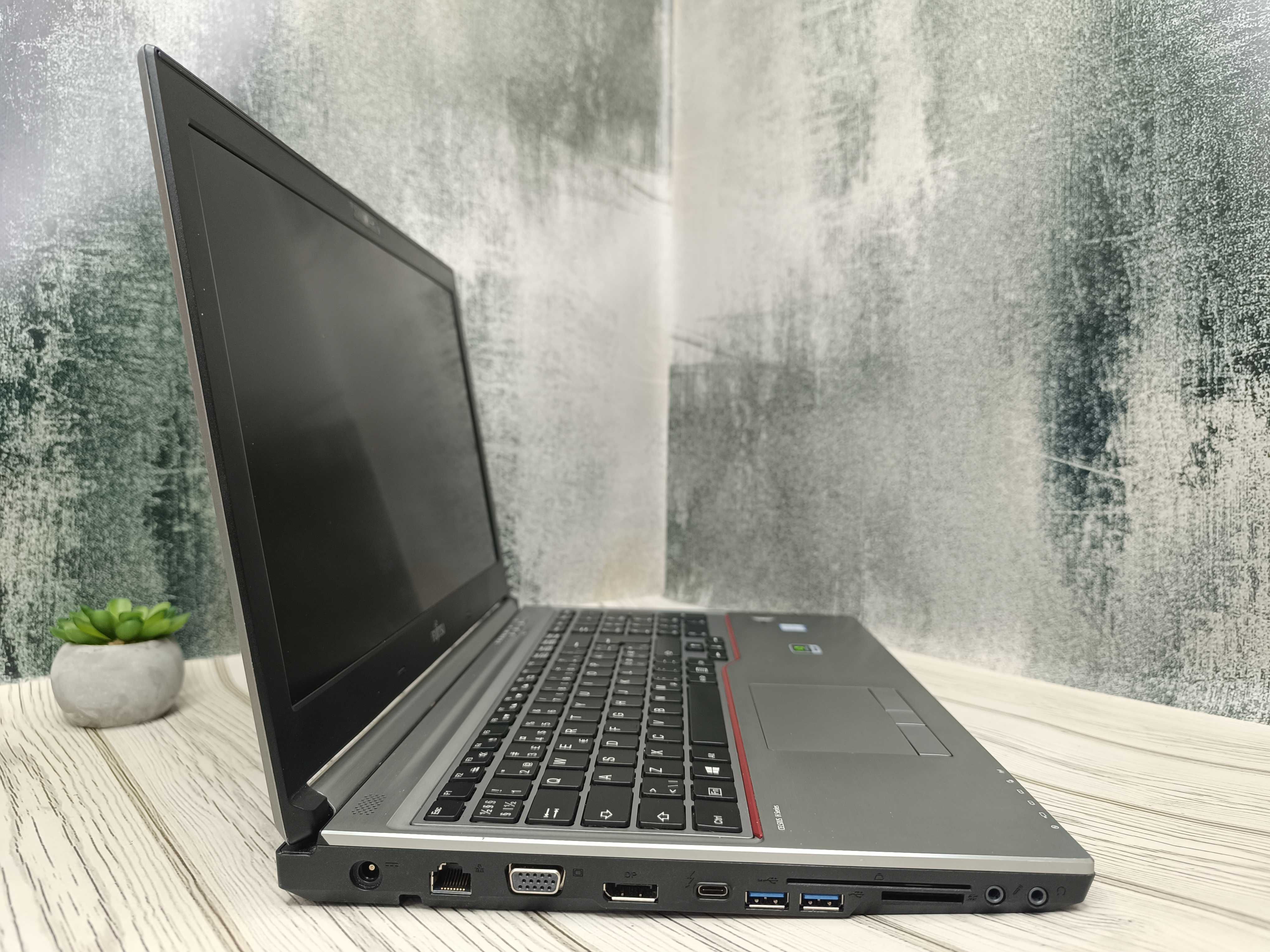 Ноутбук Fujitsu CELSIUS H770 15.6"FHD|i7-7700HQ|SSD512|QuadroM2200 4GB