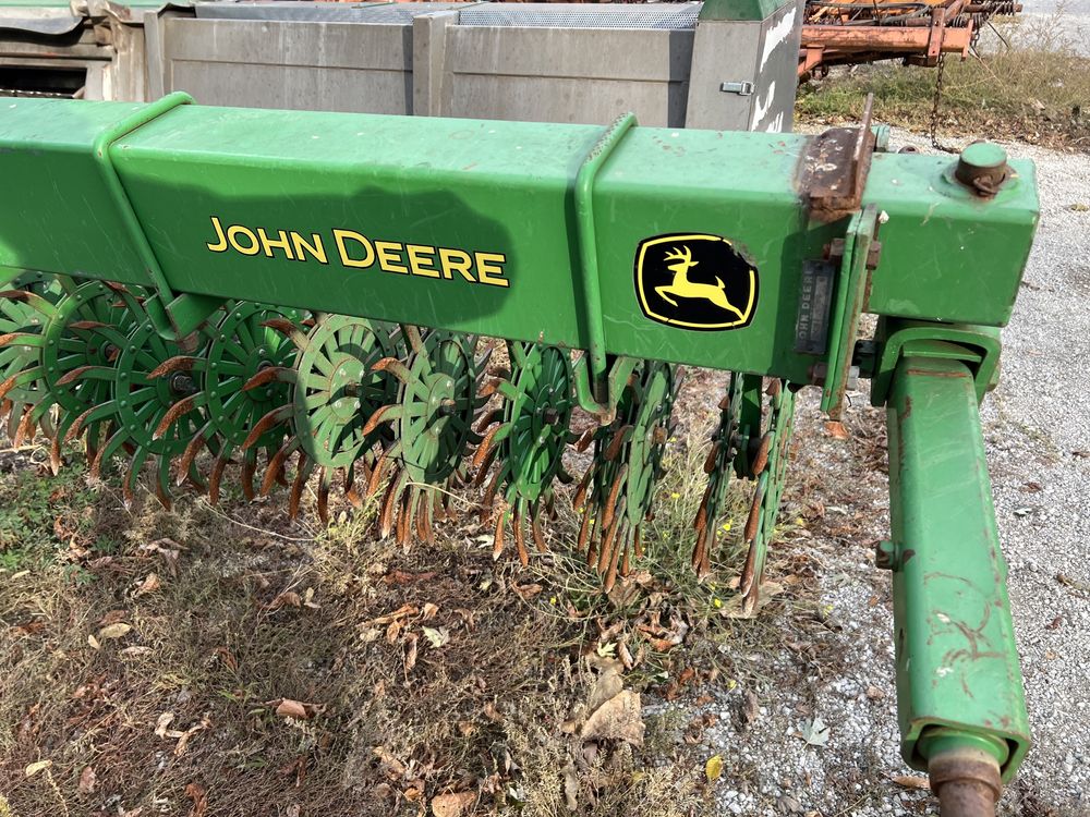 Борона ротационная John Deere 400, Ротаційна борона Джон Дір