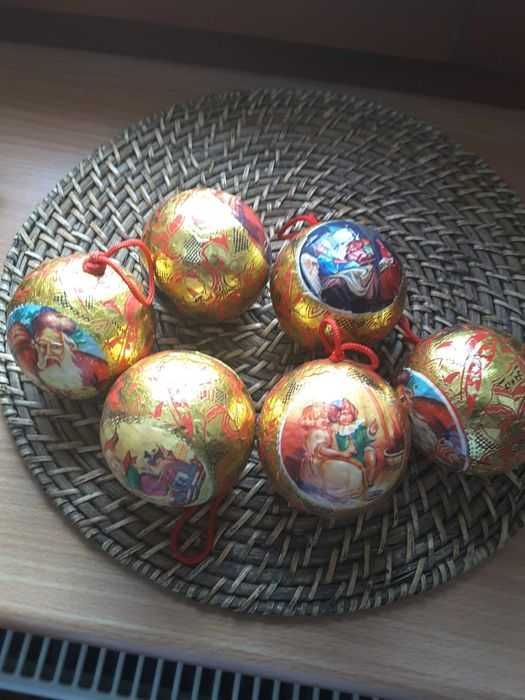 Stare bańki styropianowe na choinkę