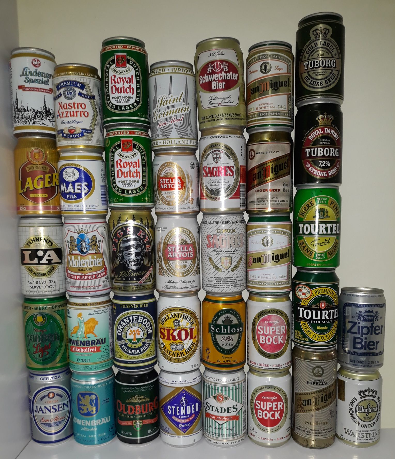Lotes de colecção de latas de cerveja e "soft drinks" pós anos 80/90