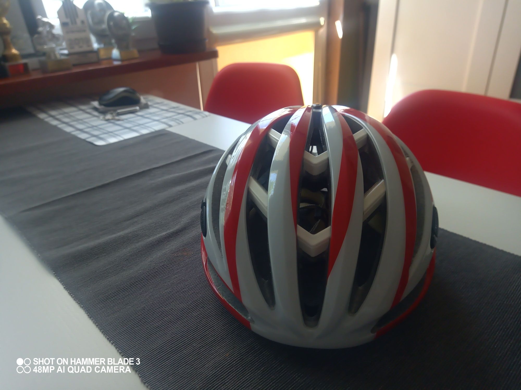 Kask Alpina ekip