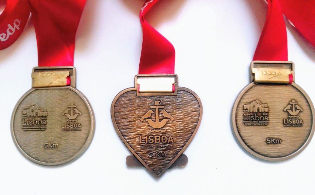 Medalhas corridas EDP 3€ cada.