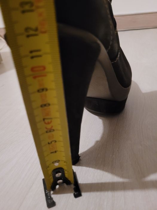 Botas senhora n.39 salto alto