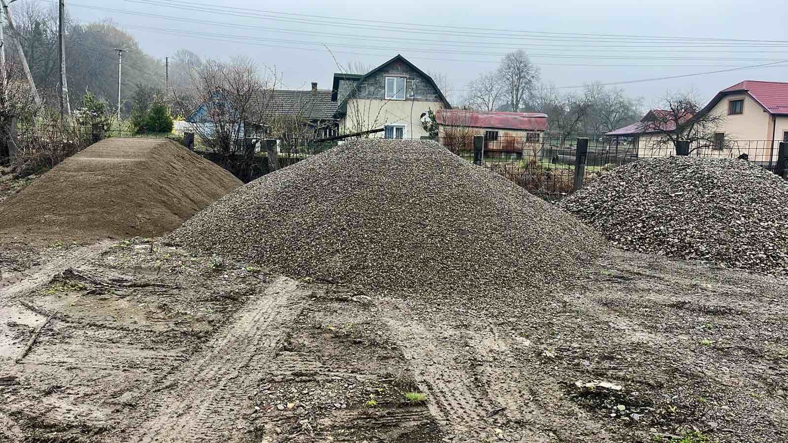 Чорнозем- Щебень
