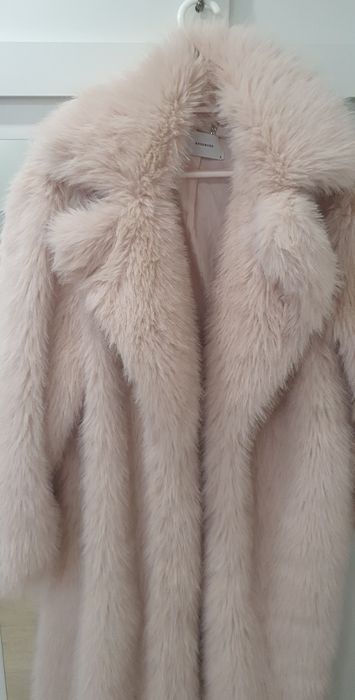 Очень красивая шуба