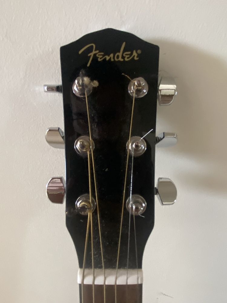 Guitarra acustica fender