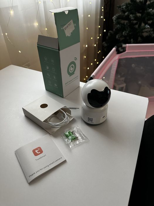 Поворотна Wi-Fi камера з нічним баченням | Tuya Smart | Відеоняня