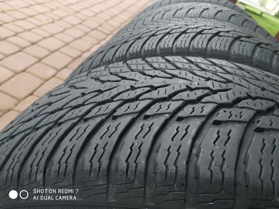 Opony zimowe 4szt
Nokian Tyres Wr snowproof
205/55R16
Dot4219