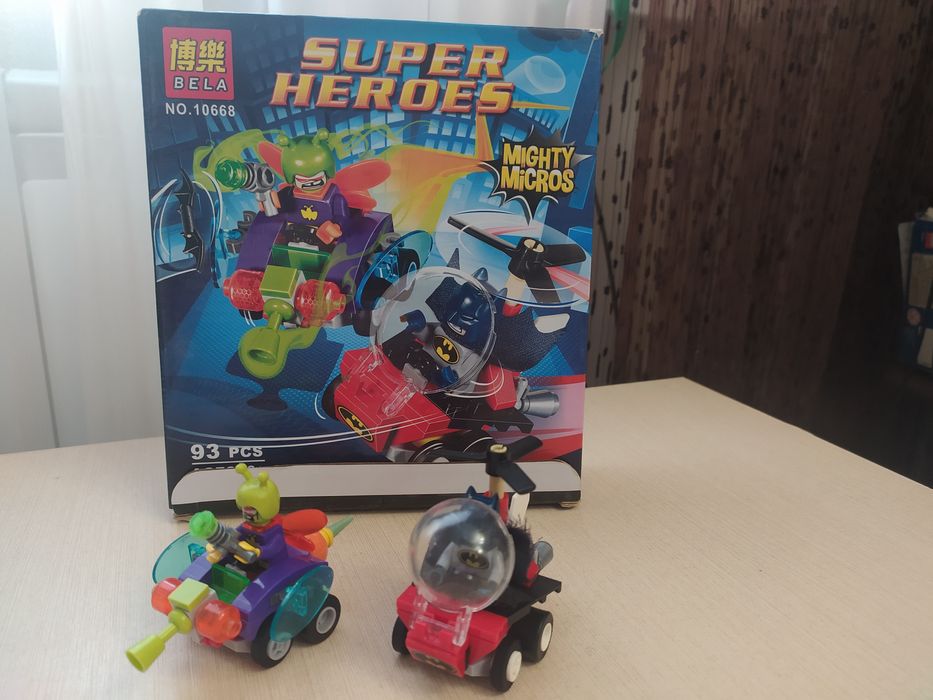 Lego super heroes 76069 Бэтмен против Мотылька-убийцы