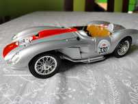 Model auta Ferrari 1:18
