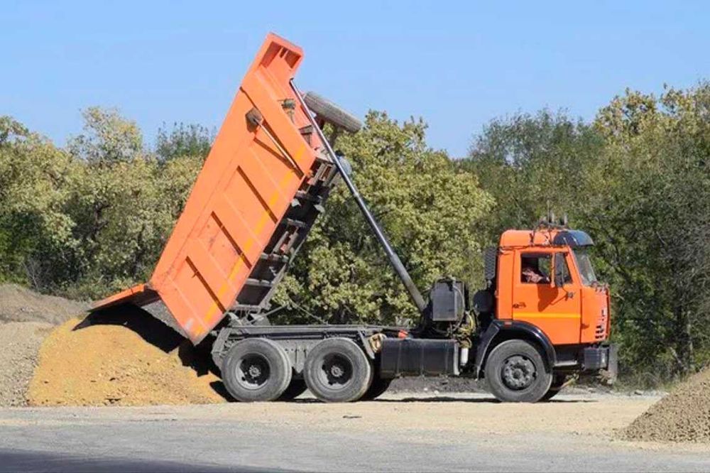 Щебінь відсів чорнозем дрова пісок перегній МОШНИ, БУДИЩЕ