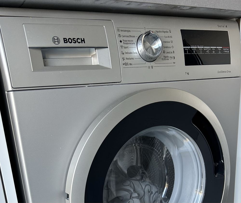 Maquina lavar roupa Bosch serie 4