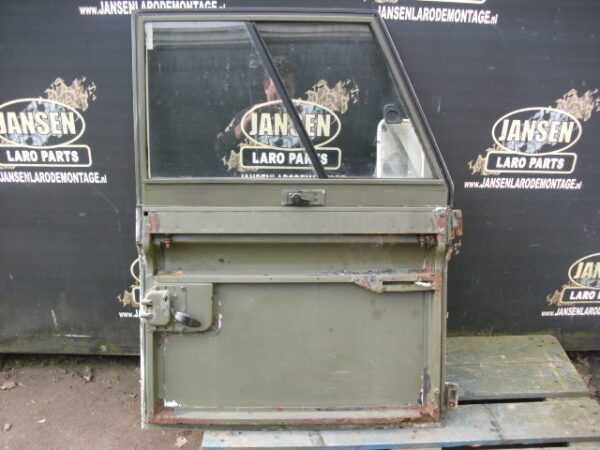 Land Rover Defender Portas diversas
