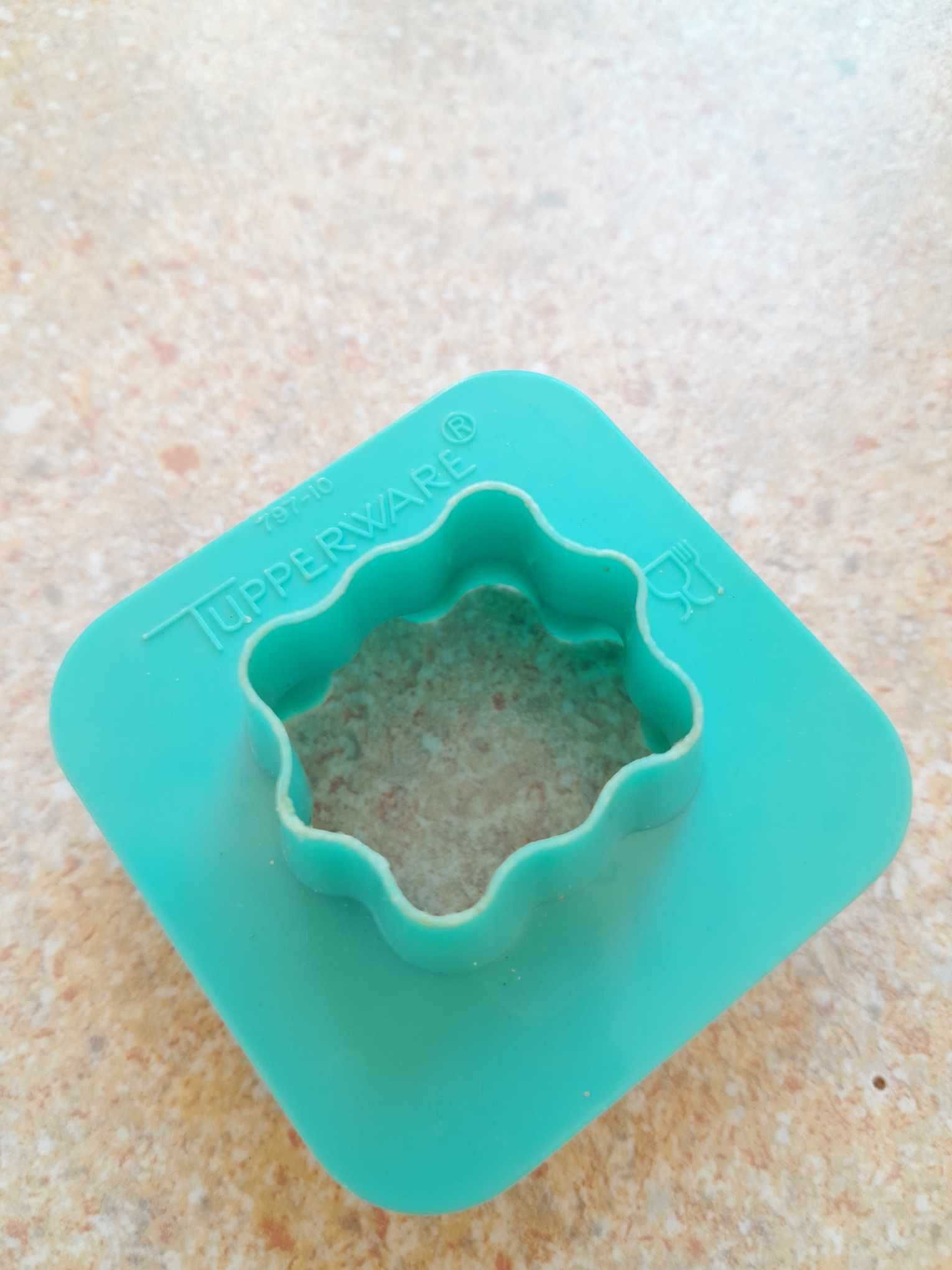 forma foremka do ciastek tupperware