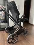 Carrinho Cybex com alcofa ovo e base