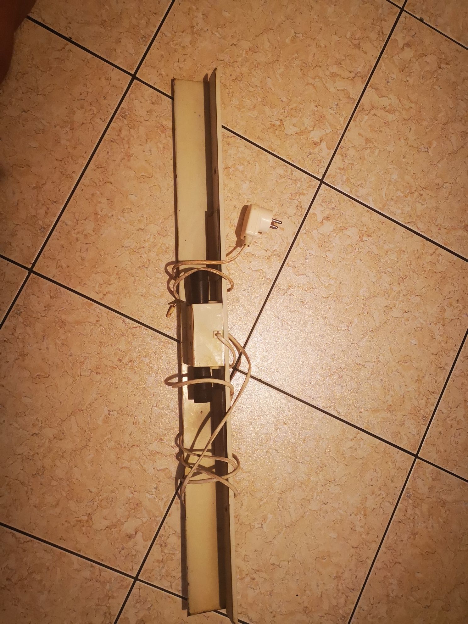 Lampa podszafkowa PRL