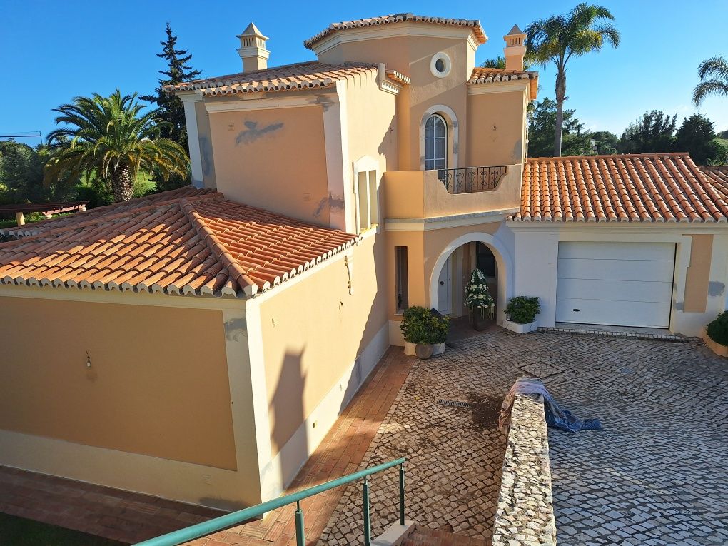 Pinturas, Reparações e Limpeza de Telhados – Algarve