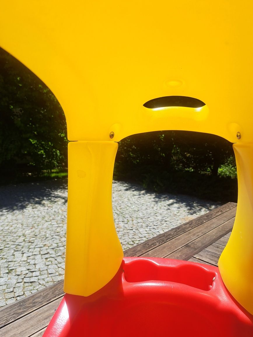 Samochód jeździk Little Tikes czerwony