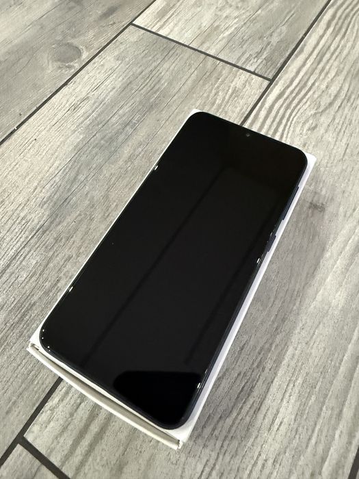 Смартфон Samsung A10