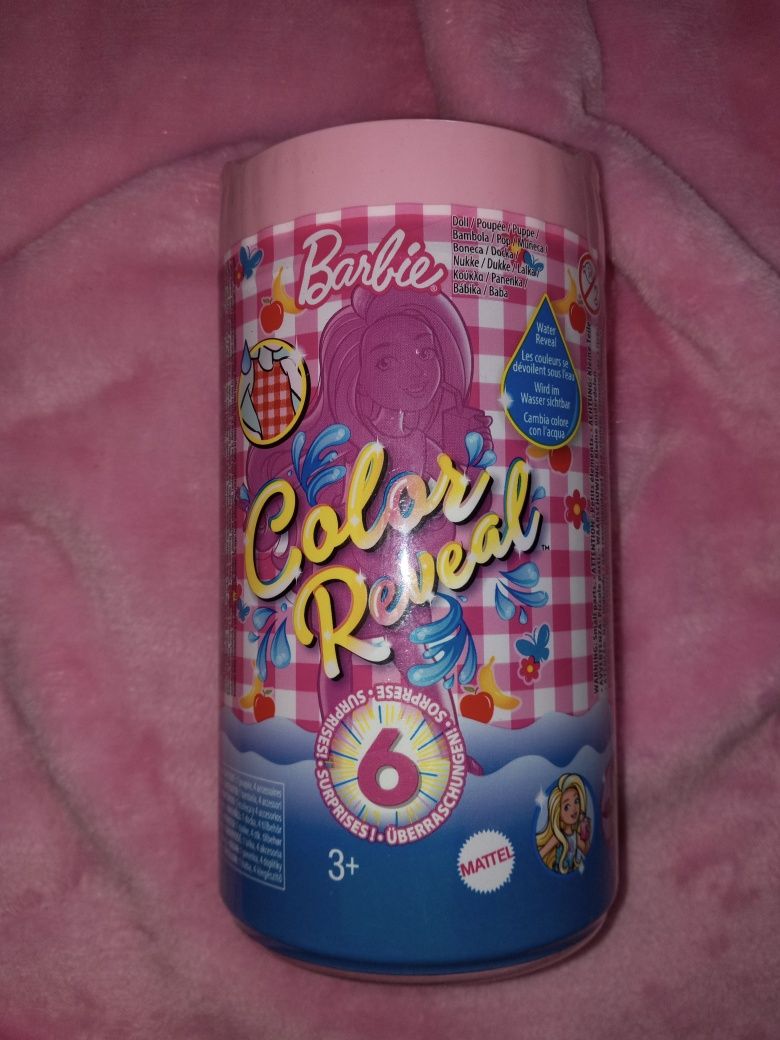Lalka Barbie color reveal w tubie Mattel