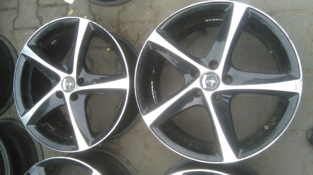 17 5x100 felgi aluminiowe ładny model Seat , Audi , Skoda , VW