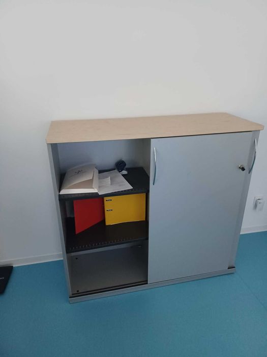 Szafka szara, ciężka bardzo solidna