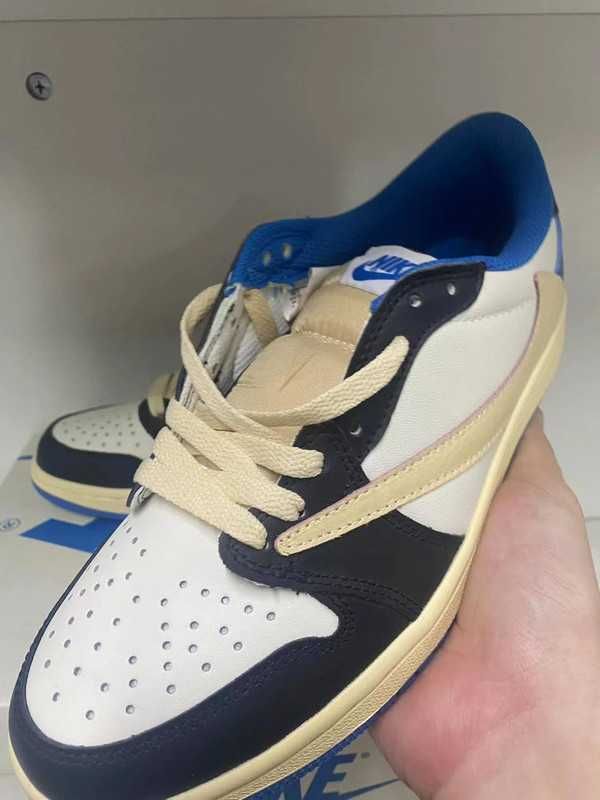 nowy Jordan1Retro Travis Scott Trampki Moda R.43