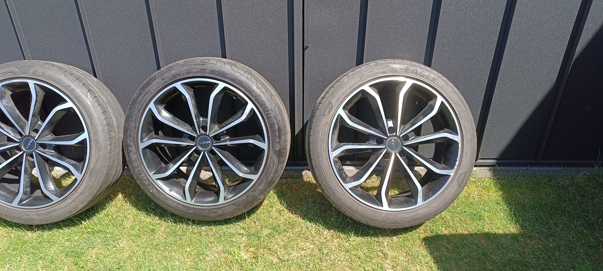 Alufelgi 5x114,3 20x Mitsubishi Outlander opony letnie r