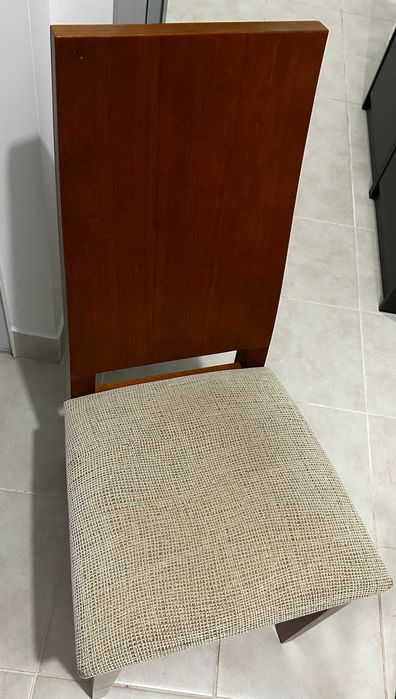 Cadeiras de sala em cerejeira em excelente estado
