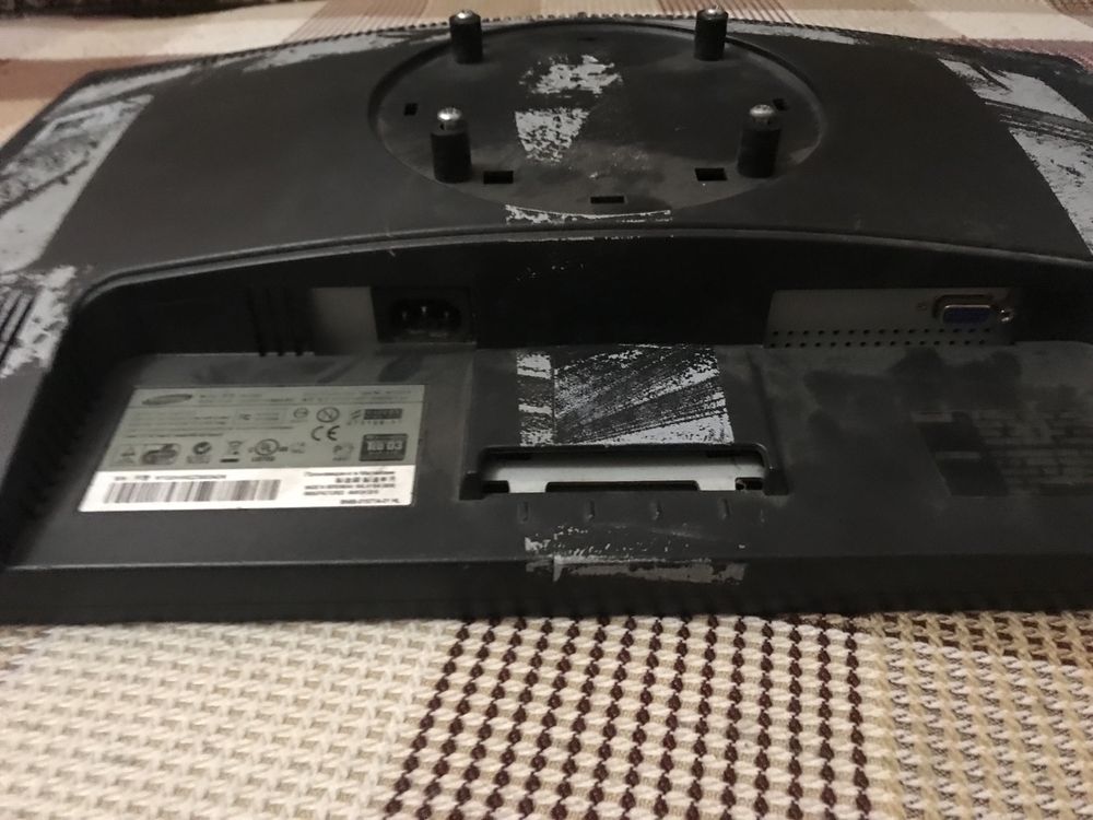 Монітор samsung syncMaster 2243