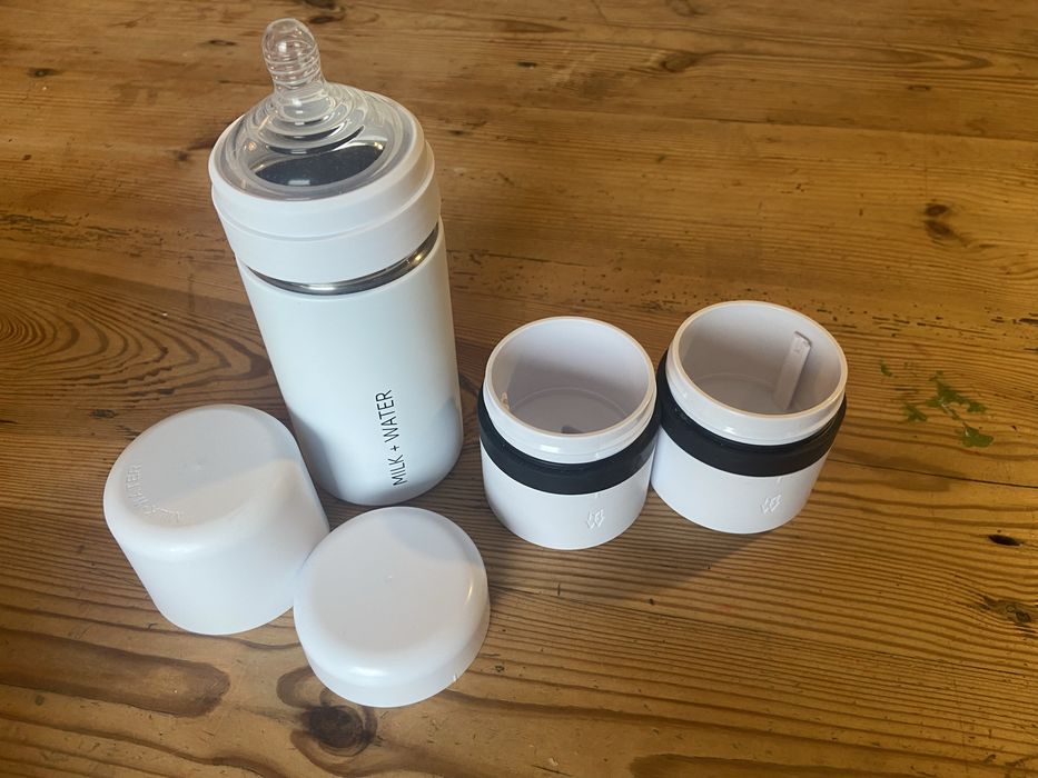 Zestaw do karmienia niemowląt Milk + Water – termos, pojemnik, butelka