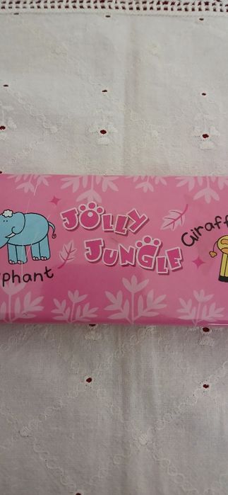 Estojo de metal antigo