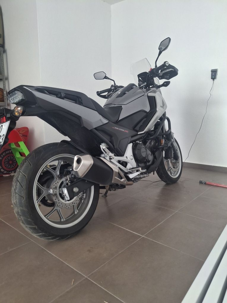 NC 750X como nova