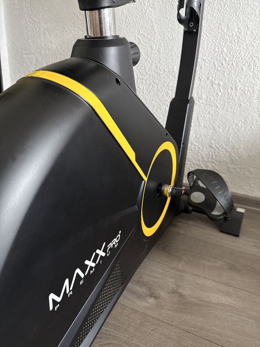 Велотренажер MAXX Pro MB6
