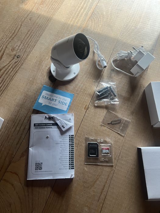 Kamera zewnętrzna IP WI-FI Hama  + karta pamieci 64 GB