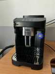 Кавомашина - кавоварка Delonghi Magnifica Evo ECAM 290.21.B