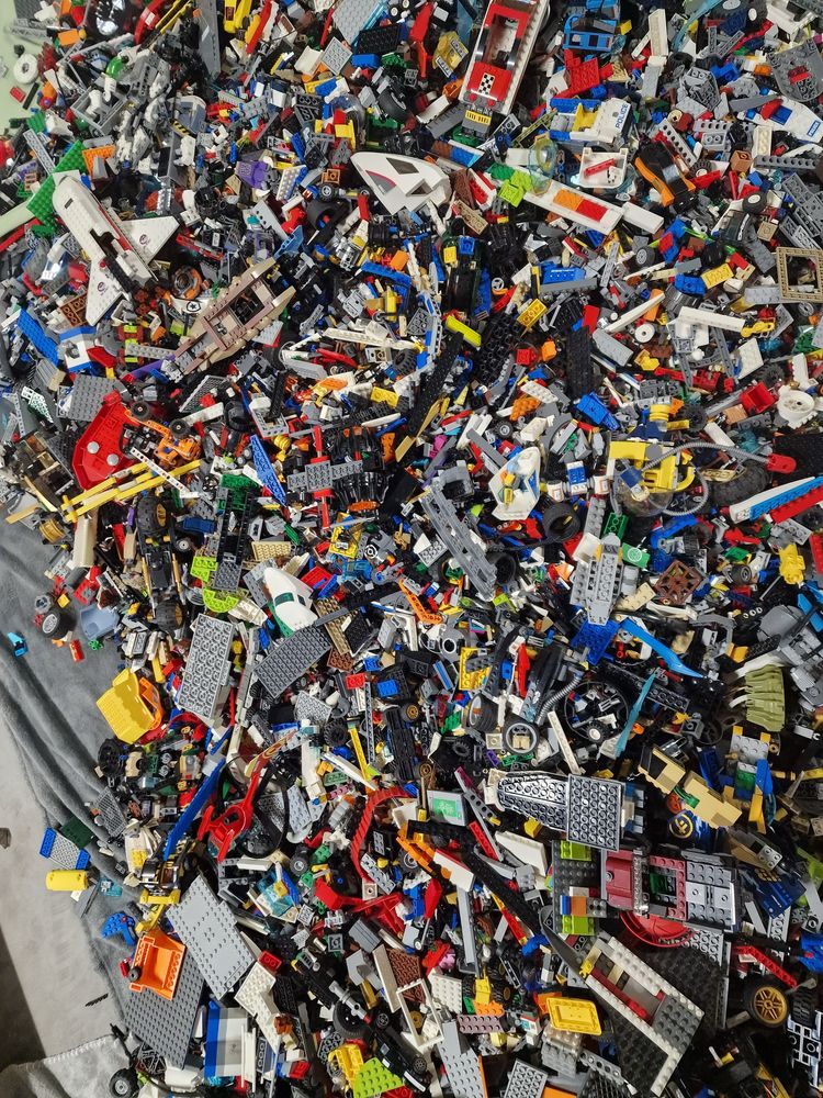Klocki LEGO oryginalne mix 3 kg z figurkami