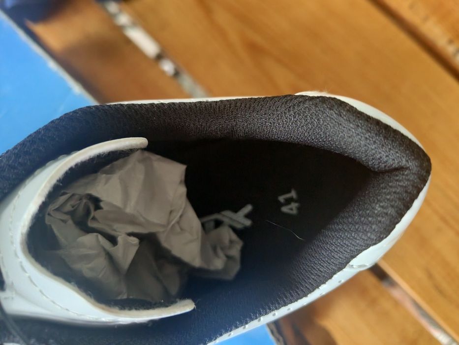 Buty XLC CB-R09 SPD szosowe białe rozmiar 41 długość wkładki 36 nowe