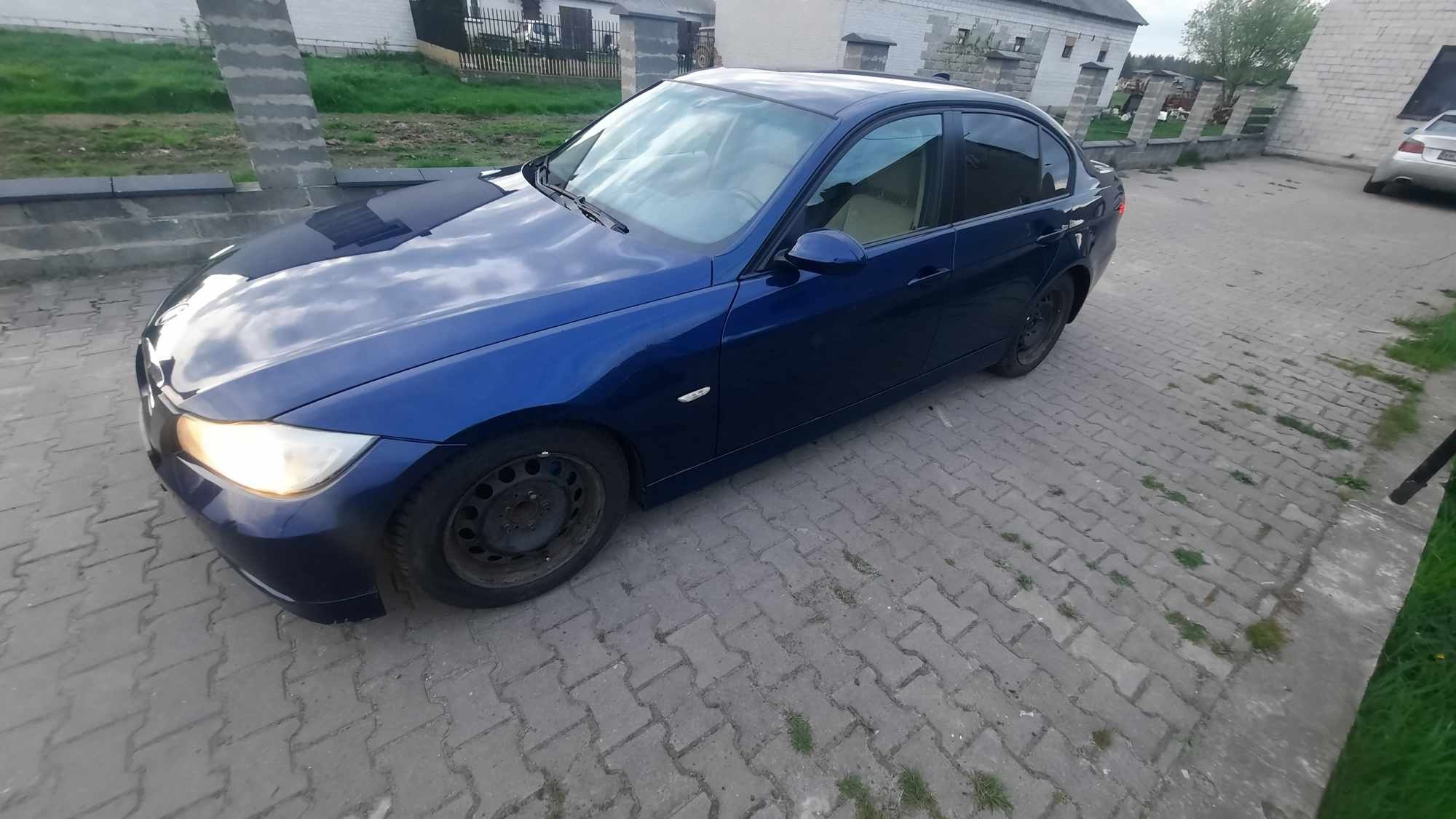 BMW e90 318d m47  android