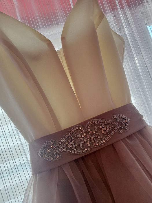 Sukienka okolicznościowa