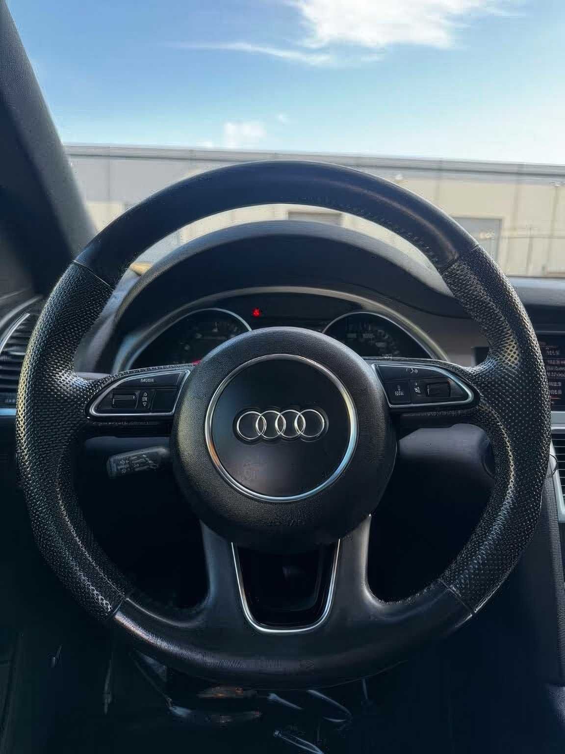 2013 Audi Q7 quattro S-Line Prestige