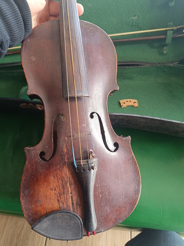 Skrzypce antonius stradivarius cremonensis faciebat anno 1725