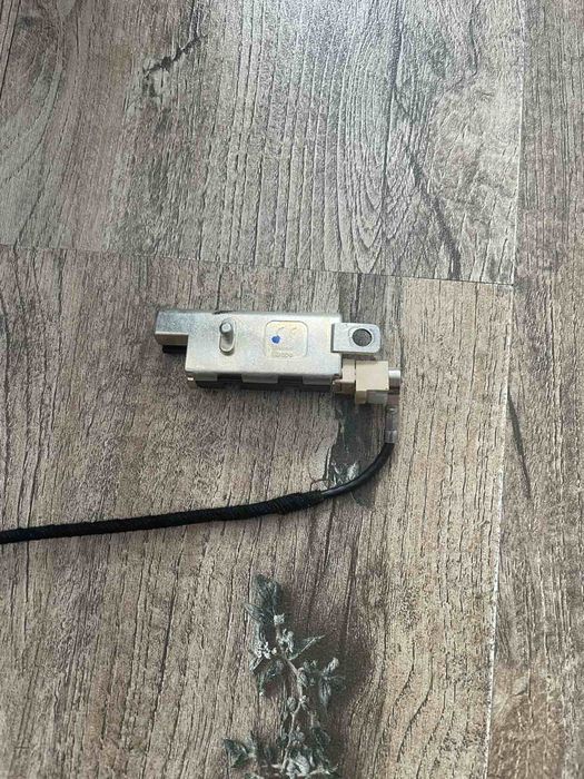 Підсилювач антени  AUDI A3 8P