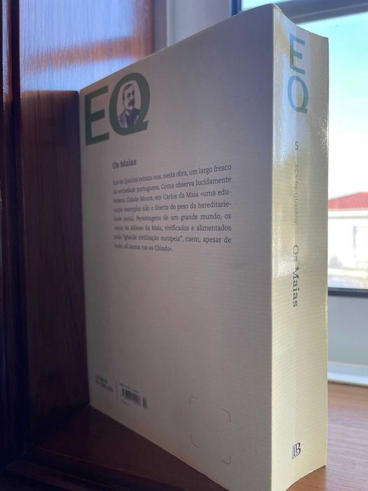 Livro Os Maias De Eça de Queiroz