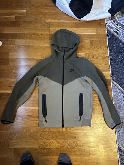 Спортивиний костюм nike tech fleece