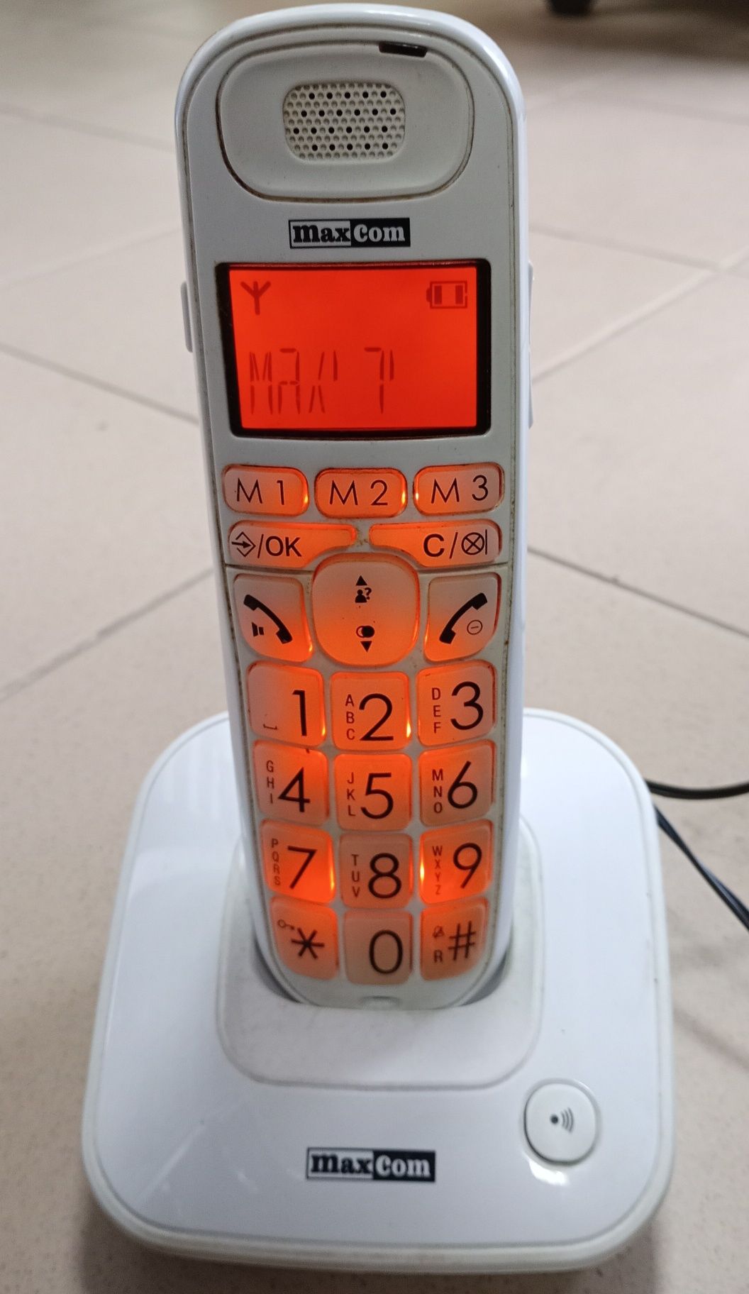 Telefon stacjonarny bezprzewodowy MaxCom MC6800